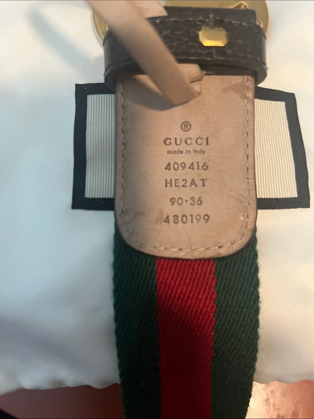Gucci belt signature